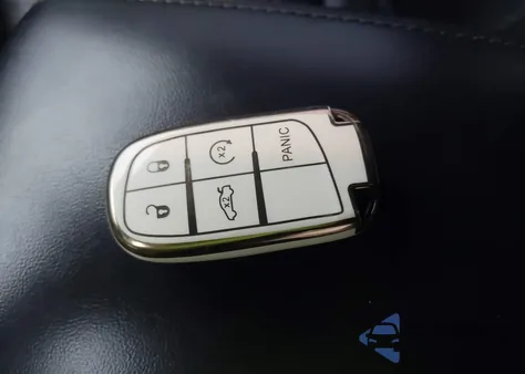 2022 Jeep Grand Cherokee Wk Limited 4X4 from USA, damaged, VIN 1C4RJFBG2NC110720